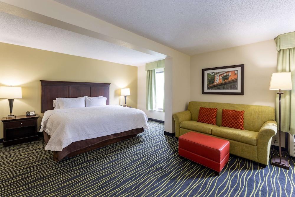 Hampton Inn Columbia I-26/Harbison Blvd Exterior photo