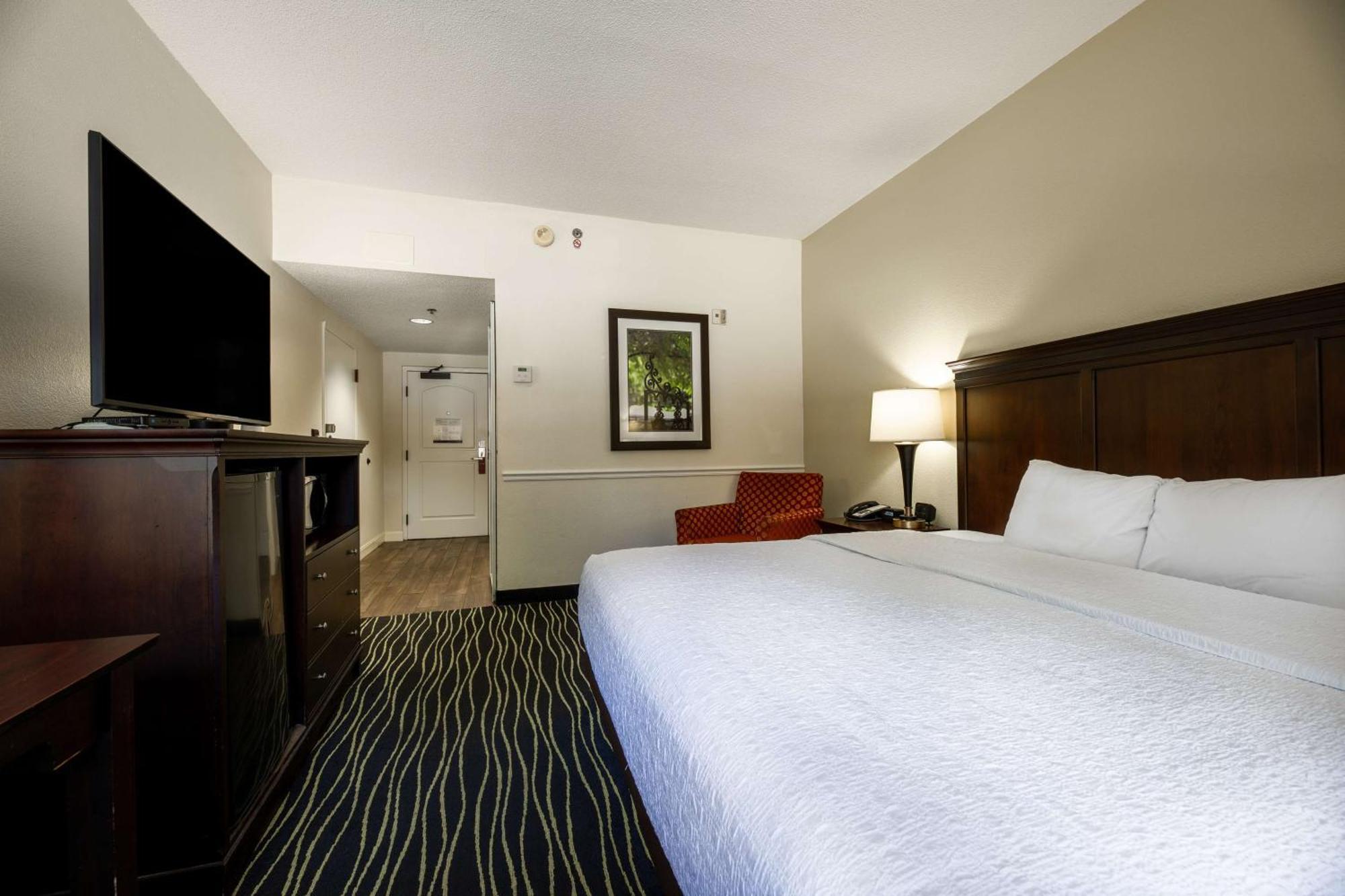 Hampton Inn Columbia I-26/Harbison Blvd Exterior photo